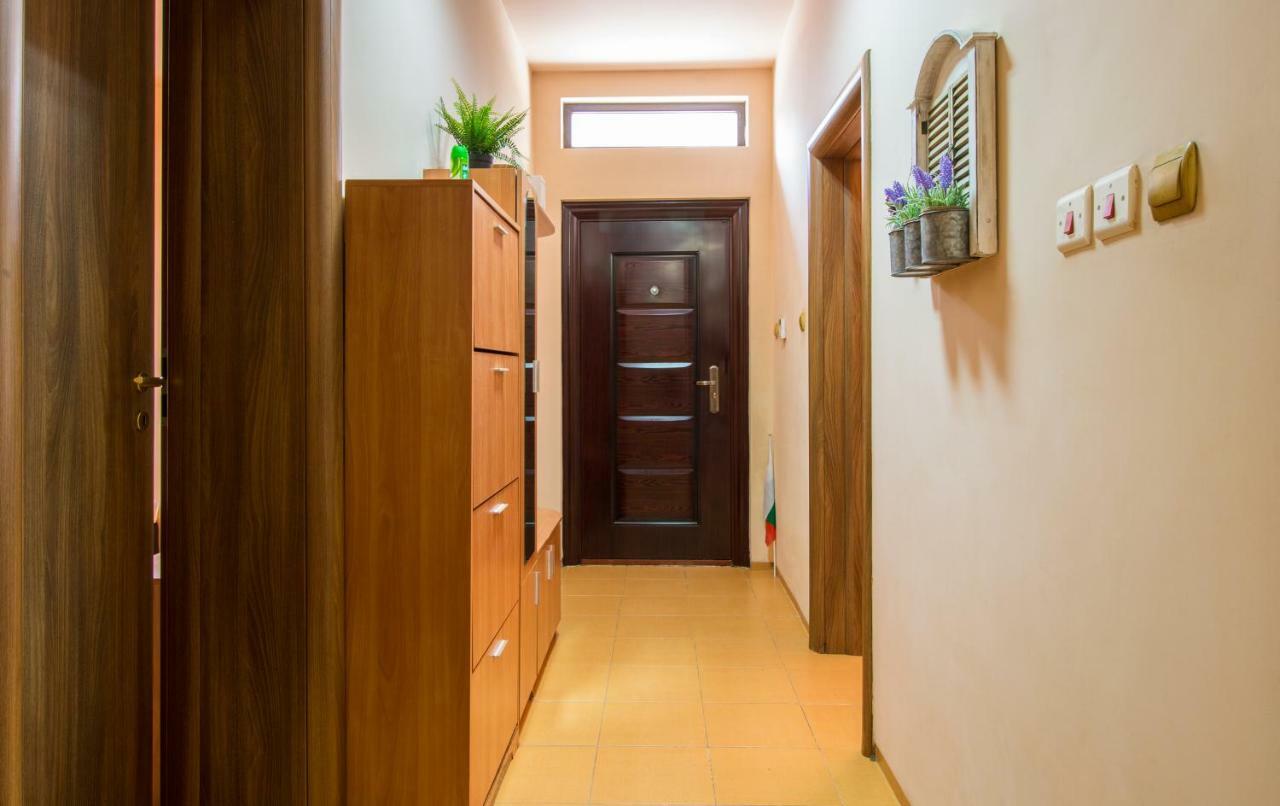 The Rocky House - Central & Private 2Bdr By Flat Mаnager Plovdiv Exterior foto